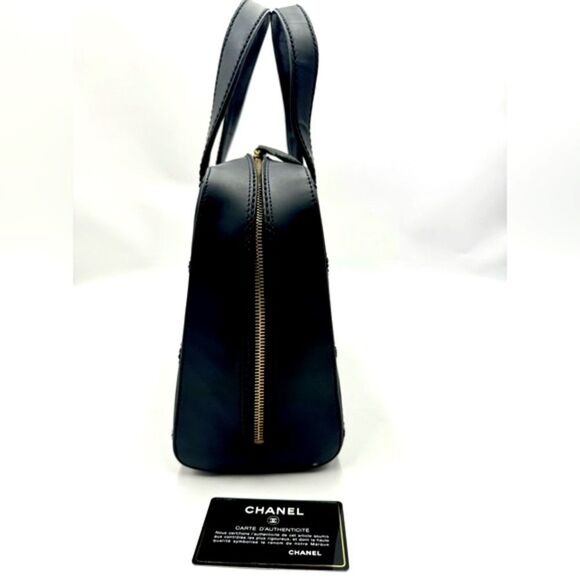 Auth Chanel Black Matte Leather Wild Stitch Surpique Medium Zip Around Tote Bag - Picture 6 of 16